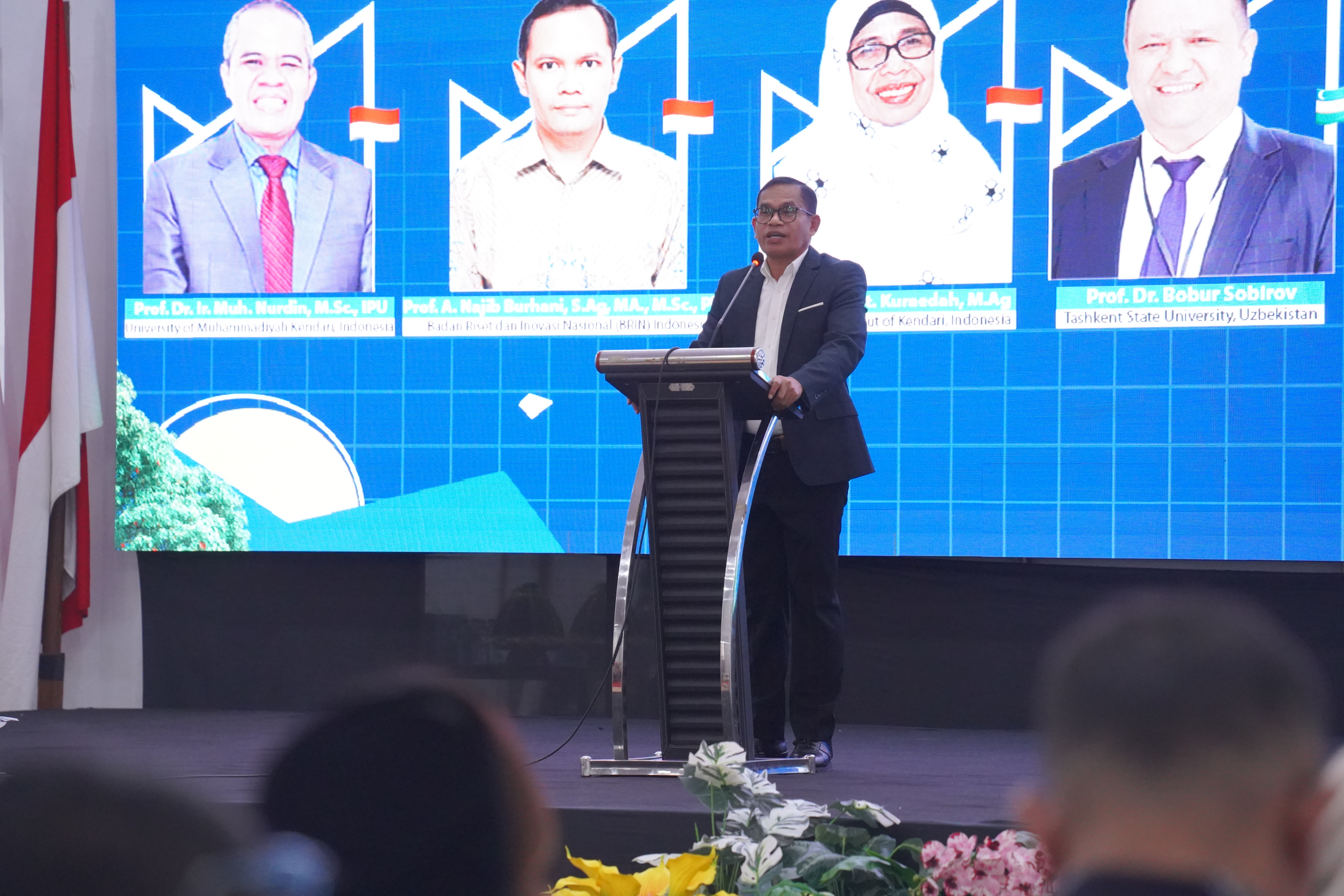 عقدت الجامعة الإسلامية الحكومية كنداري مؤتمرا دوليا يضم 8 دول