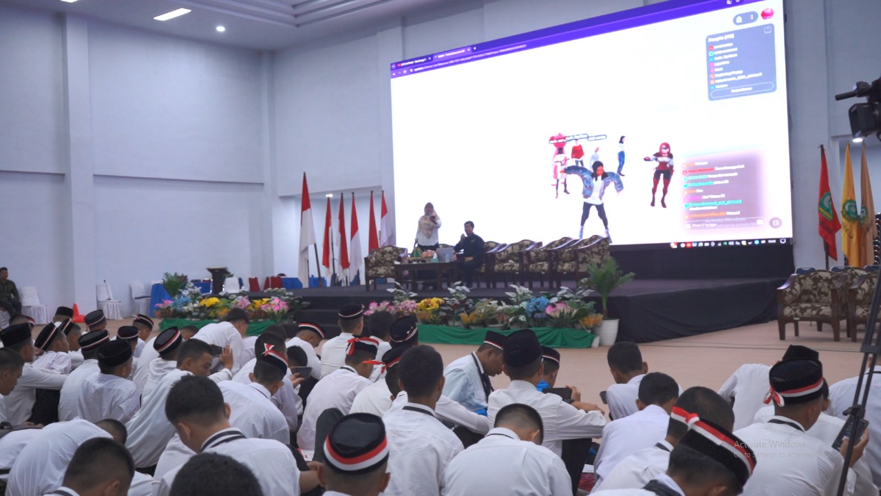 الأول في وسط وشرق إندونيسيا، الطلاب الجدد في الجامعة الاسلامية كنداري يستكشفون الحرم الجامعي عبر الميتافيرس